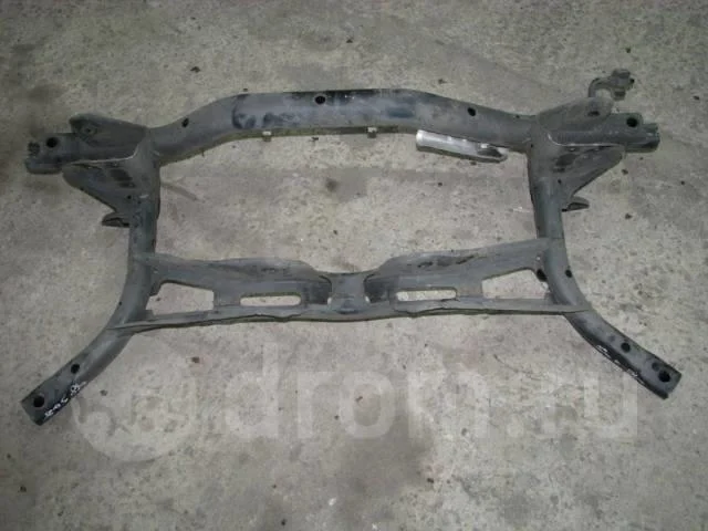 балка VW Jetta 2005-2011 - R