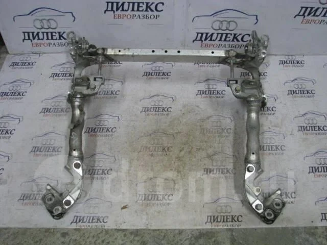 балка подмоторная Audi A4 (B8) 2007-2015 - -