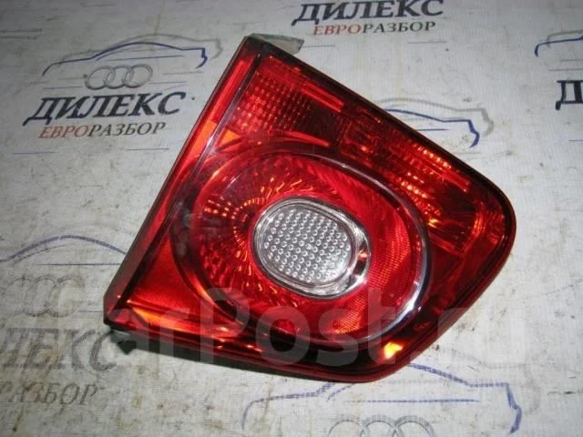 фонарь внутренний VW Tiguan 2007-2011 R R