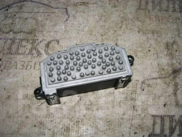 резистор отопителя VW Passat (B6) 2005-2010 - -
