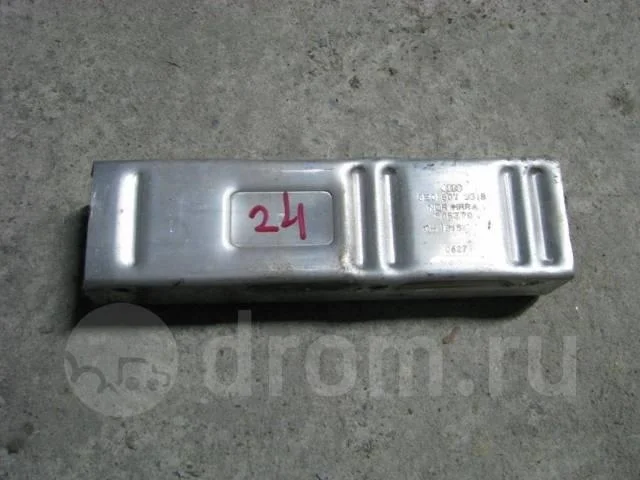 кронштейн усилителя заднего бампера Audi A4 (B7) 2004-2009 L R