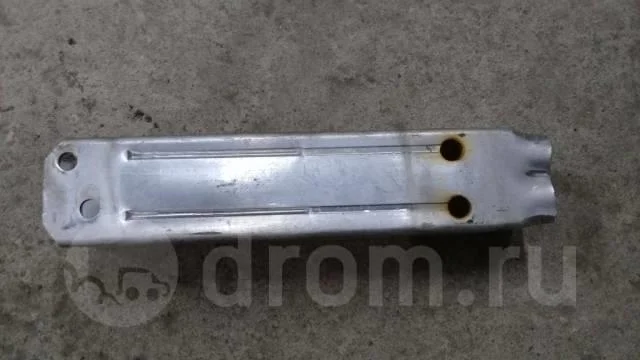 кронштейн усилителя переднего бампера Audi A6 (C6 4F) 2004-2011 L F