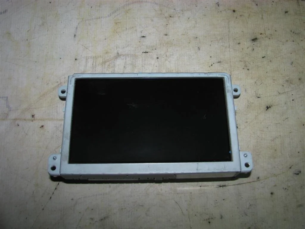 дисплей информационный Audi A6 (C6 4F) 2004-2011 - -