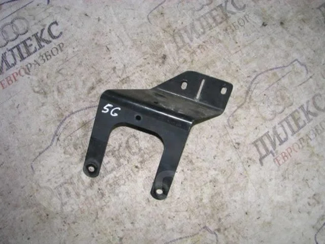 кронштейн Audi A6 (C6 4F) 2004-2011 - -