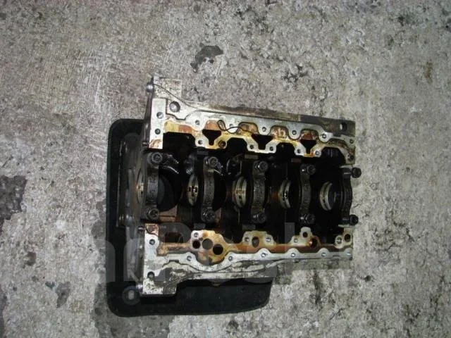 блок двигателя VW Golf V Plus 2005-2014 - -