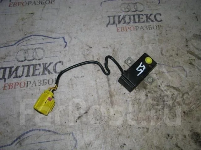 блок электронный VW Touareg 2002-2010 - -