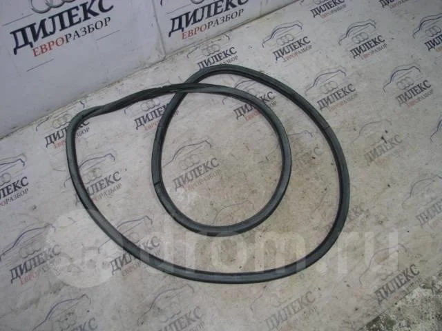 уплотнитель двери Audi A4 (B8) 2007-2015 - F