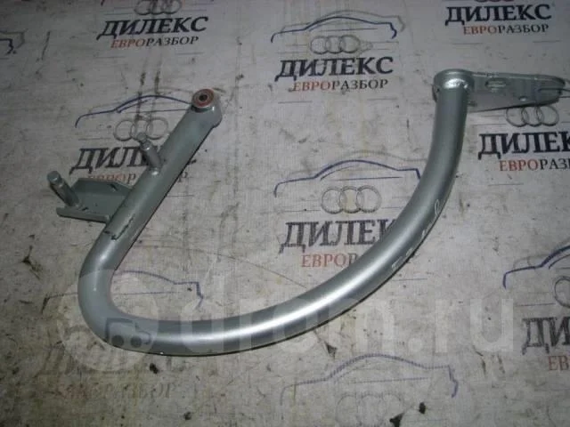петля крышки багажника Audi A4 (B8) 2007-2015 L -