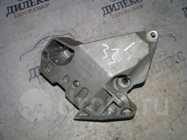 кронштейн двигателя Audi A3 (8PA) 2004-2013 R -