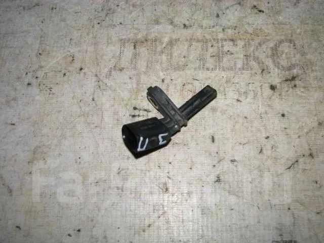 датчик abs VW Tiguan 2007-2011 - -