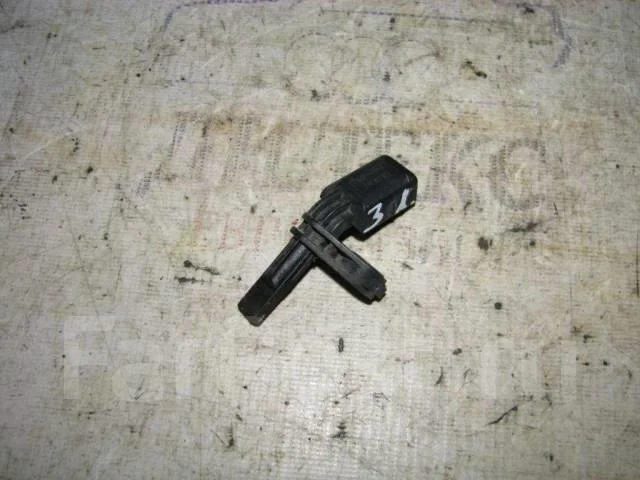 датчик abs VW Tiguan 2007-2011 L -