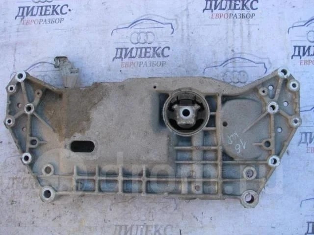 балка подмоторная VW Golf V Variant 2003-2009 - -