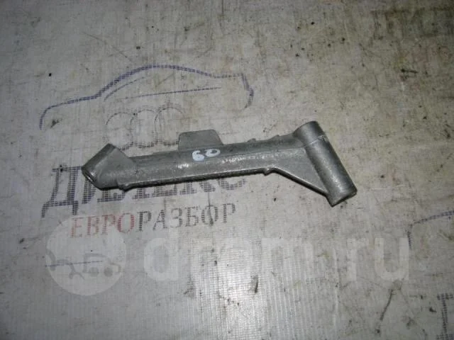 кронштейн VW Tiguan 2007-2011 - -