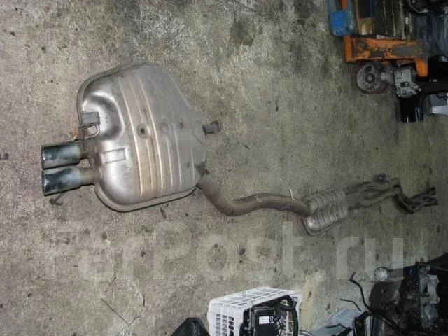 глушитель основной BMW 5-серия E60/E61 2003-2009 - -