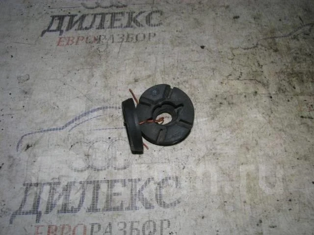 подушка радиатора основного Audi A4 (B8) 2007-2015 - -