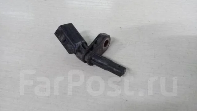 датчик abs VW Tiguan 2007-2011 R F