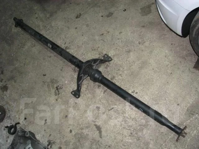 вал карданный VW Tiguan 2007-2011 - -