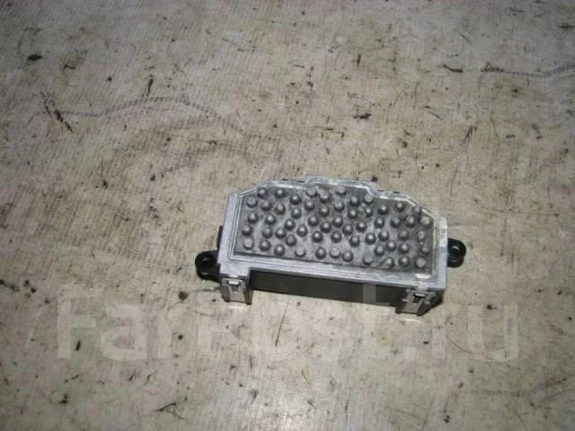 резистор отопителя Audi A4 (B8) 2007-2015 - -