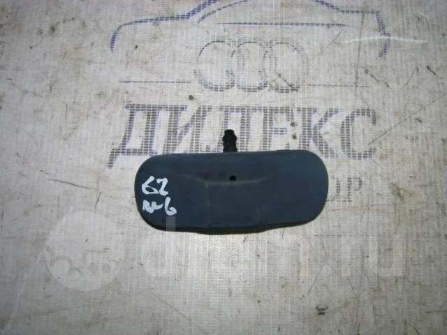 форсунка омывателя лобового стекла VW Touran 2003-2010 - -