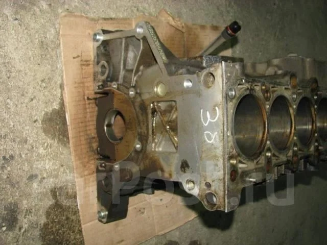 блок двигателя VW Jetta 2005-2011 - -