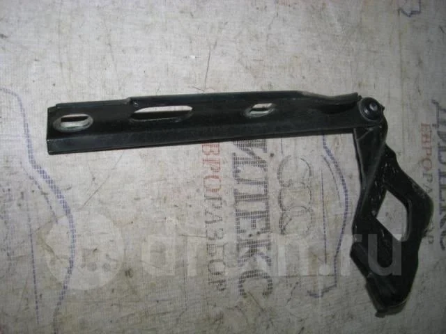 петля капота Audi A4 (B8) 2007-2015 R -
