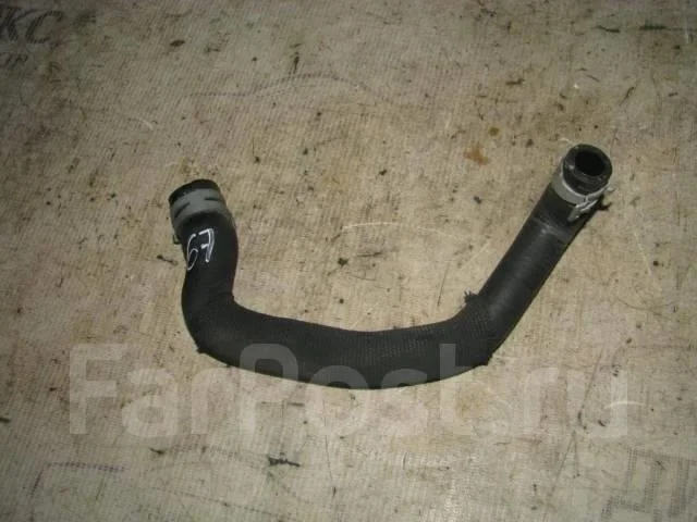 патрубок Audi A4 (B8) 2007-2015 - -