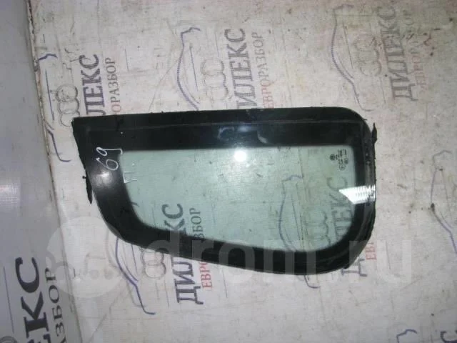 стекло кузовное глухое VW Tiguan 2007-2011 R -