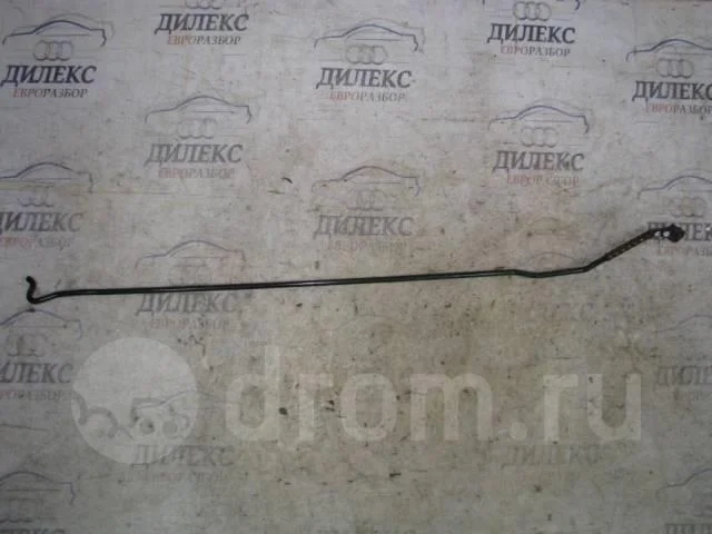 держатель капота VW Tiguan 2007-2011 - -