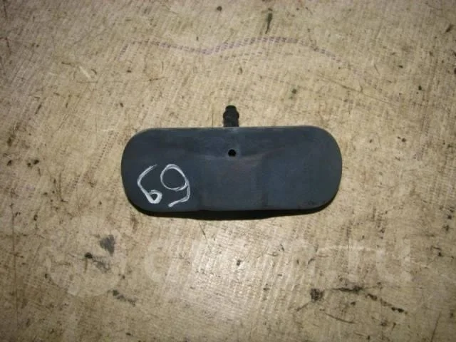 форсунка омывателя лобового стекла VW Tiguan 2007-2011 - -