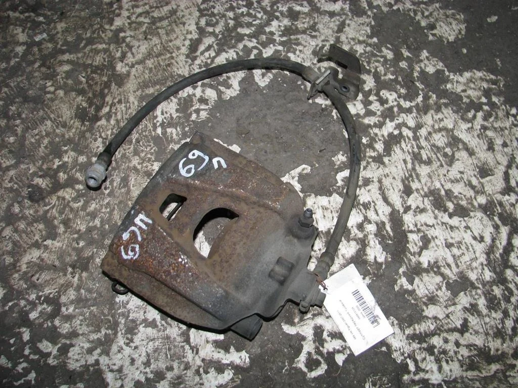 суппорт VW Tiguan 2007-2011 R F