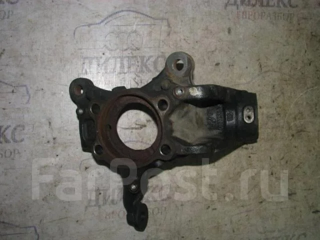 кулак поворотный VW Tiguan 2007-2011 L F