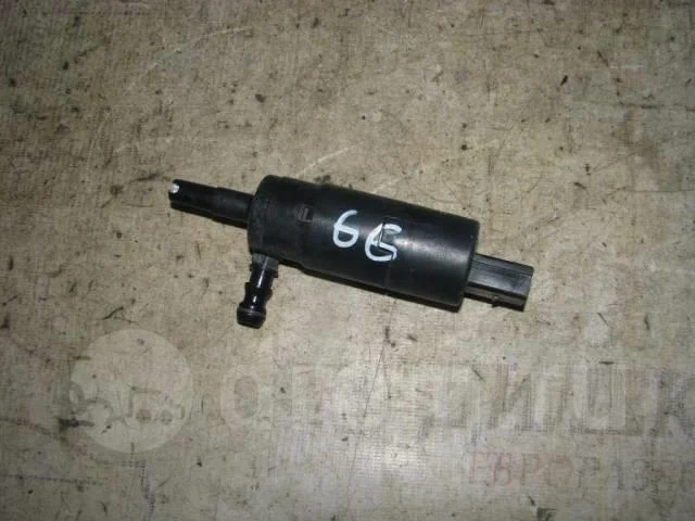 насос омывателя фар VW Jetta 2005-2011 - -