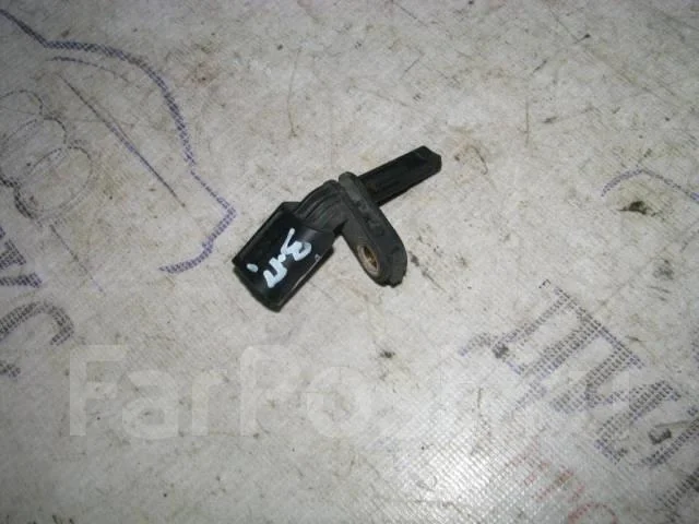 датчик abs VW Tiguan 2007-2011 R -