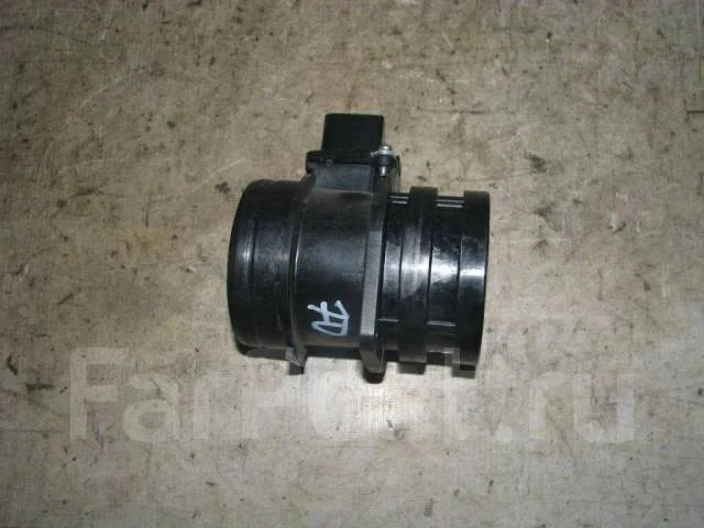 расходомер воздуха (массметр) VW Tiguan 2007-2011 - -