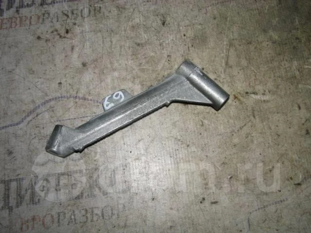 кронштейн VW Tiguan 2007-2011 - -