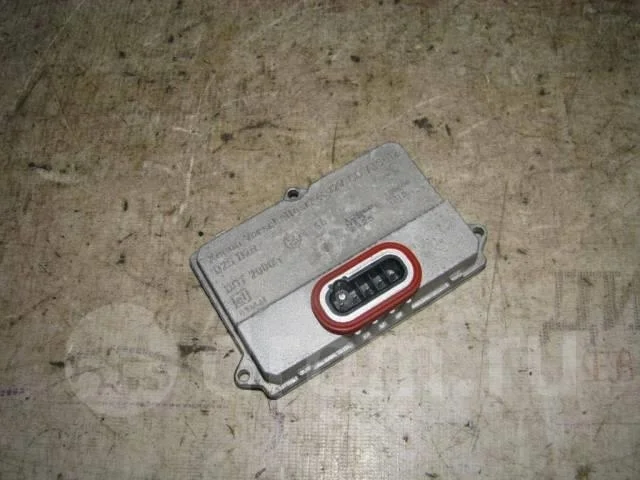 блок ксеноновой лампы Audi A6 (C6 4F) 2004-2011 - -