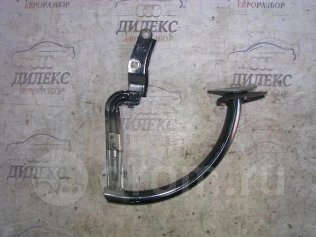 петля крышки багажника VW Passat (B6) 2005-2010 R -