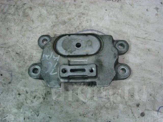 кронштейн опоры кпп Audi A5 /S5 Coupe/Sportback - -