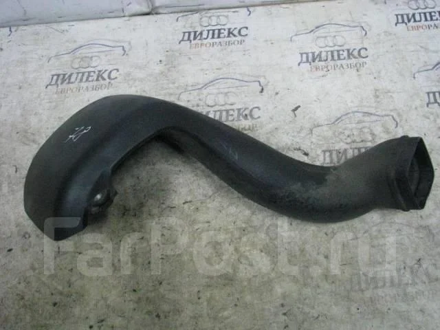 воздухозаборник (внутри) Volvo XC90 2002 > - -