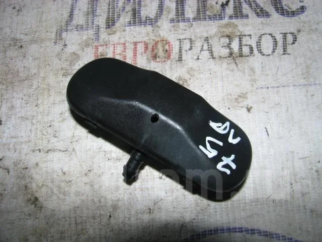 форсунка омывателя лобового стекла VW Tiguan 2007-2011 - -