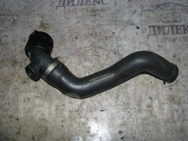 патрубок радиатора VW Touareg 2002-2010 - -