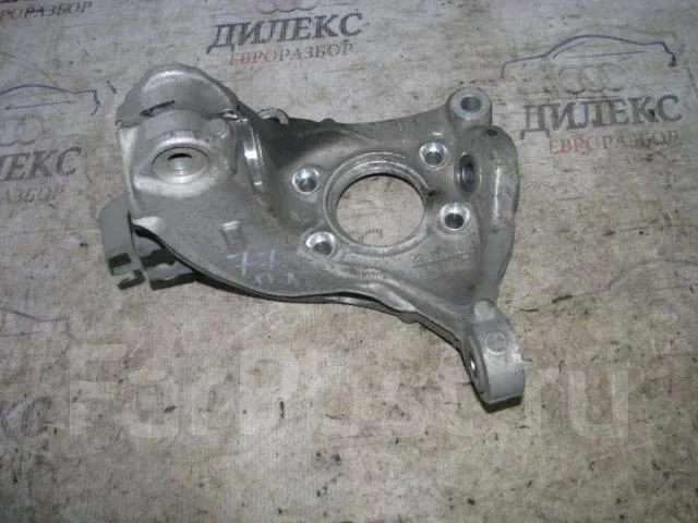 кулак поворотный VW Passat CC 2008-2017 L F