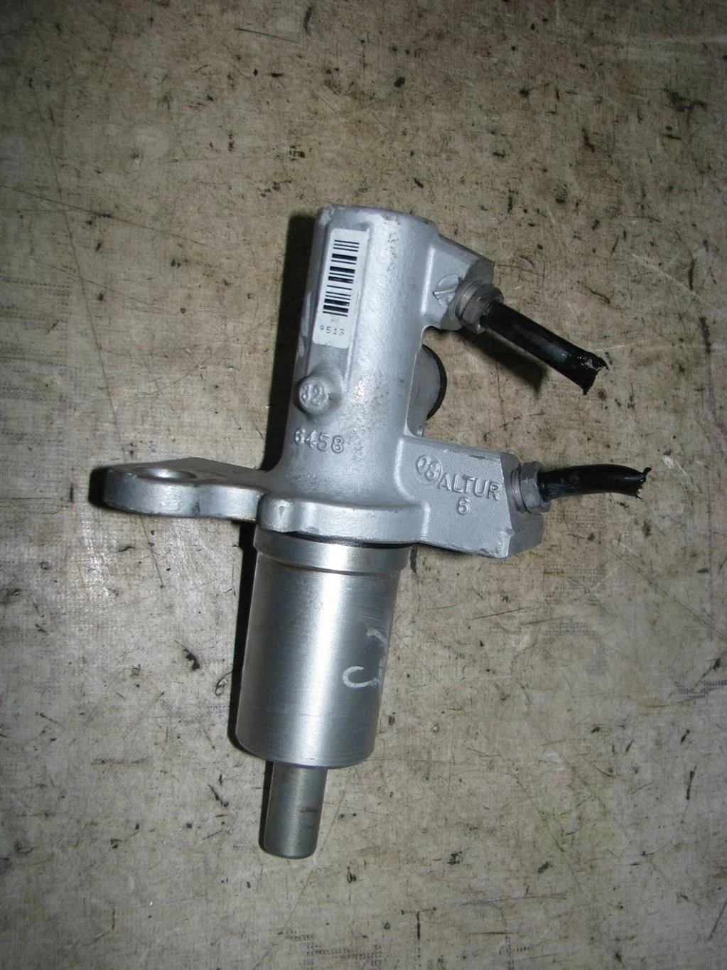 цилиндр тормозной главный Audi A4 (B8) 2007-2015 - -