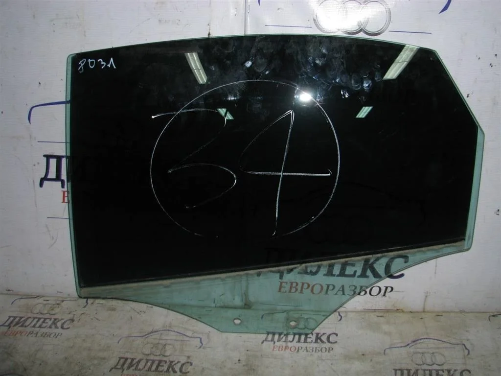стекло двери Audi A4 (B8) 2007-2015 L R