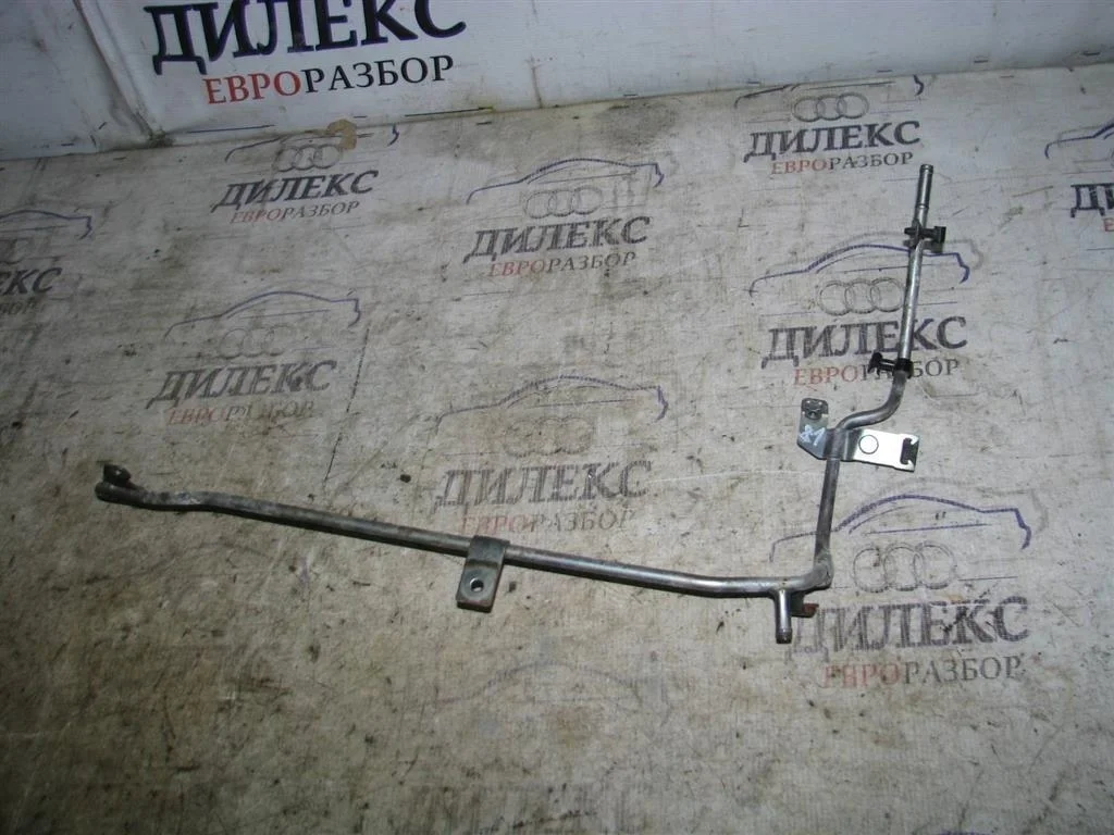 трубка топливная VW Tiguan 2007-2011 - -