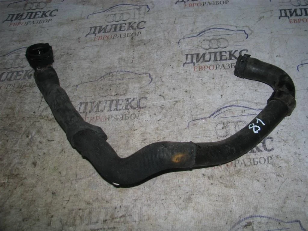 патрубок радиатора VW Tiguan 2007-2011 - -