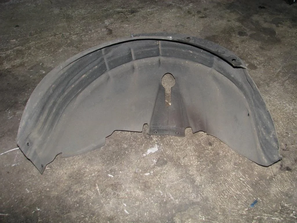 подкрылок Audi A6 (C6 4F) 2004-2011 L R