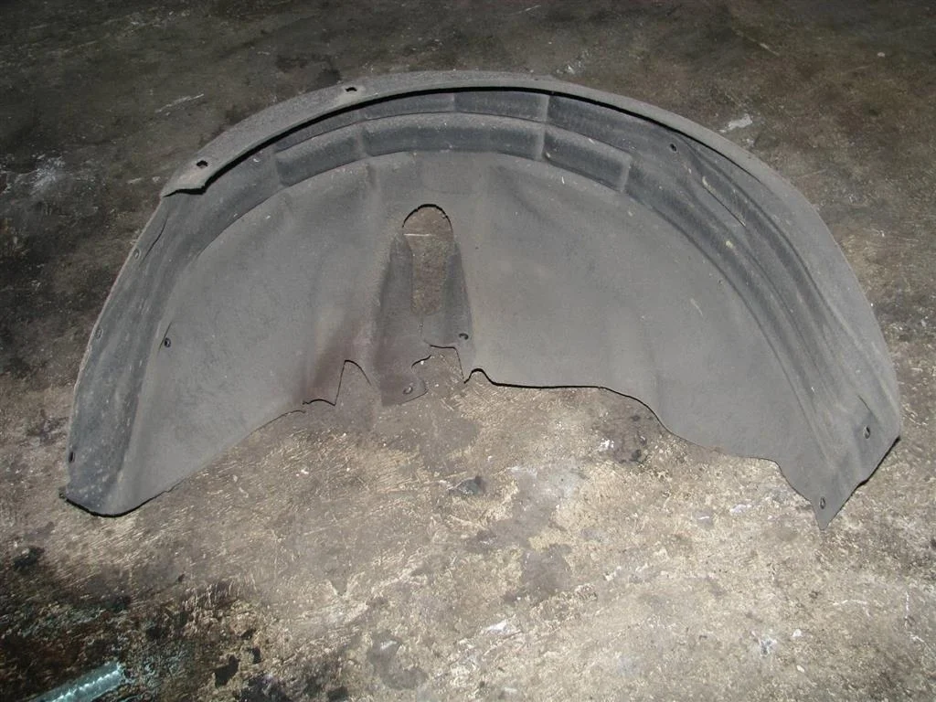 подкрылок Audi A6 (C6 4F) 2004-2011 R R