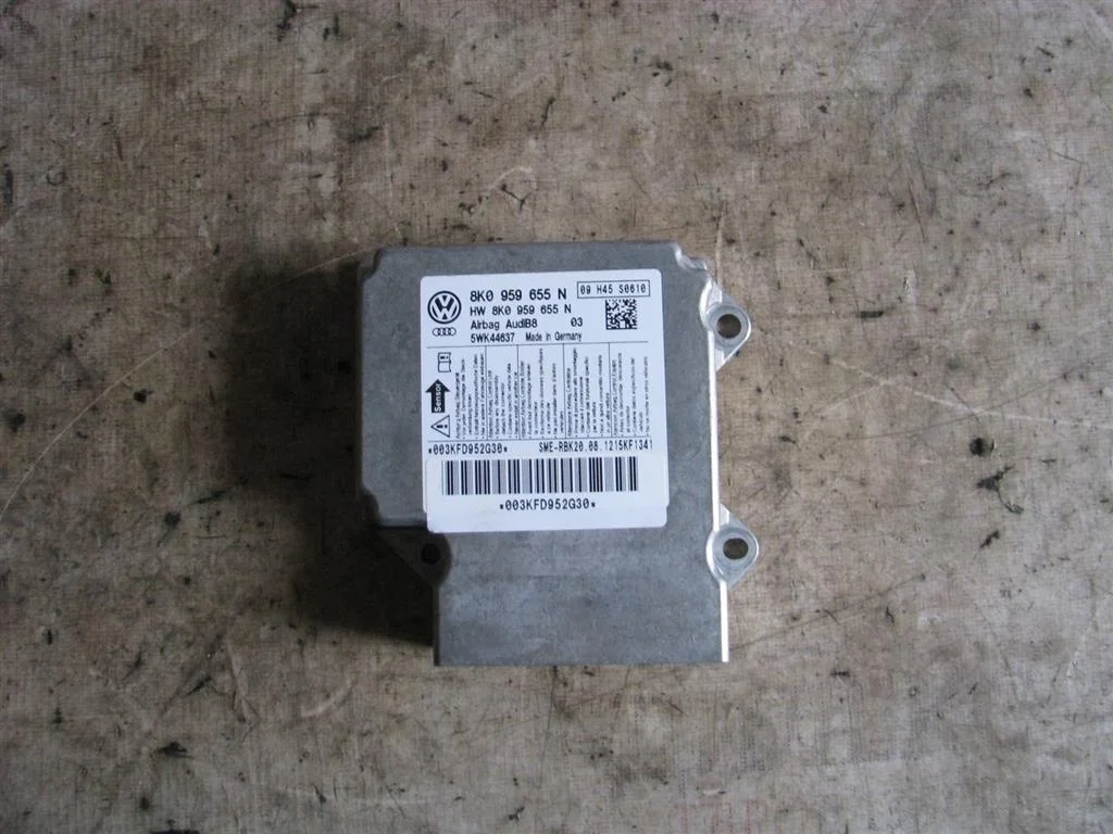 блок управления air bag Audi A4 (B8) 2007-2015 - -