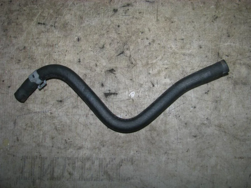шланг воздушный Audi A4 (B8) 2007-2015 - -